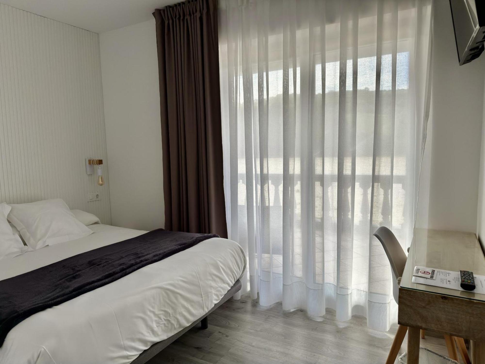 Hotel Sanmar Cóbreces エクステリア 写真