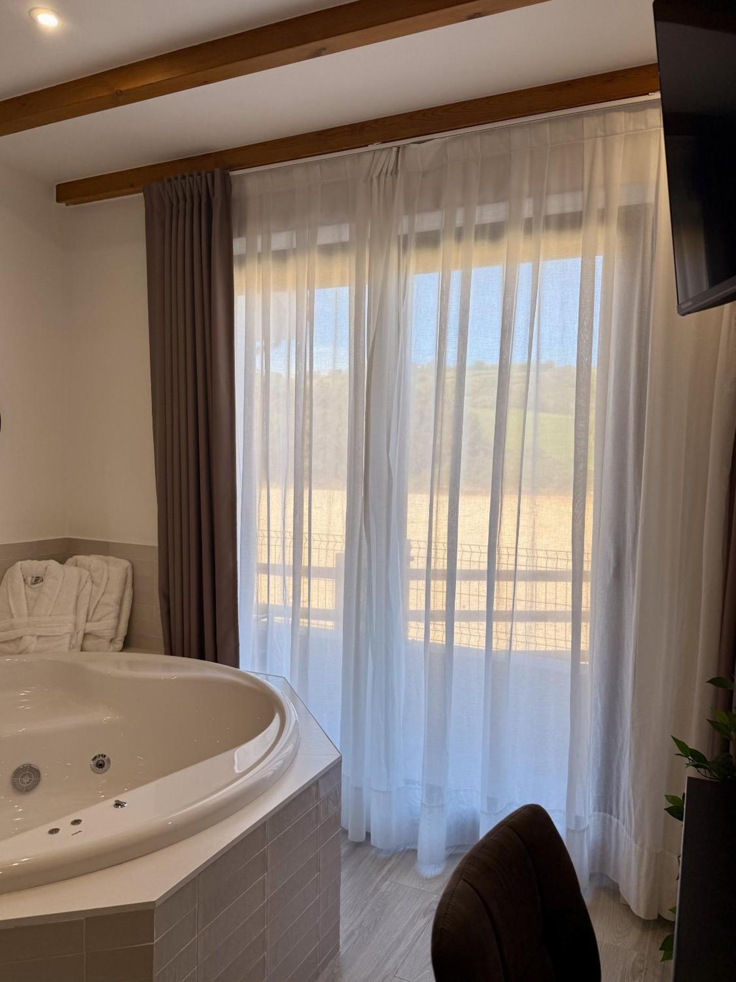 Hotel Sanmar Cóbreces 部屋 写真